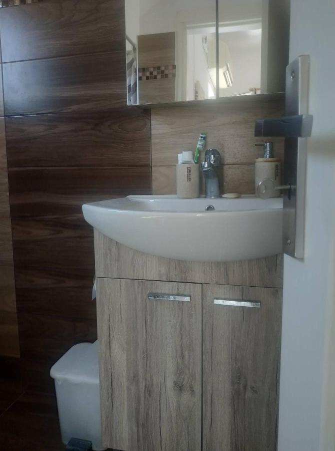 Spiros Apartments Livadia  Екстер'єр фото