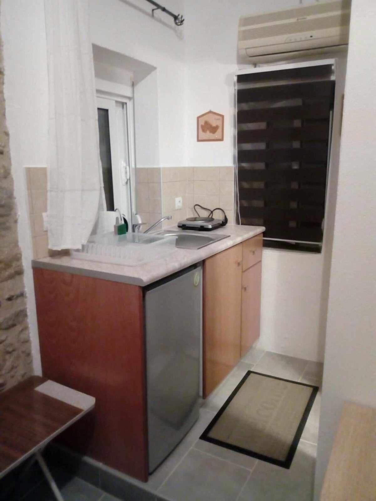 Spiros Apartments Livadia  Екстер'єр фото