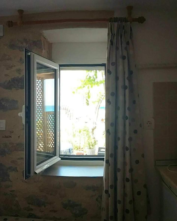 Spiros Apartments Livadia  Екстер'єр фото